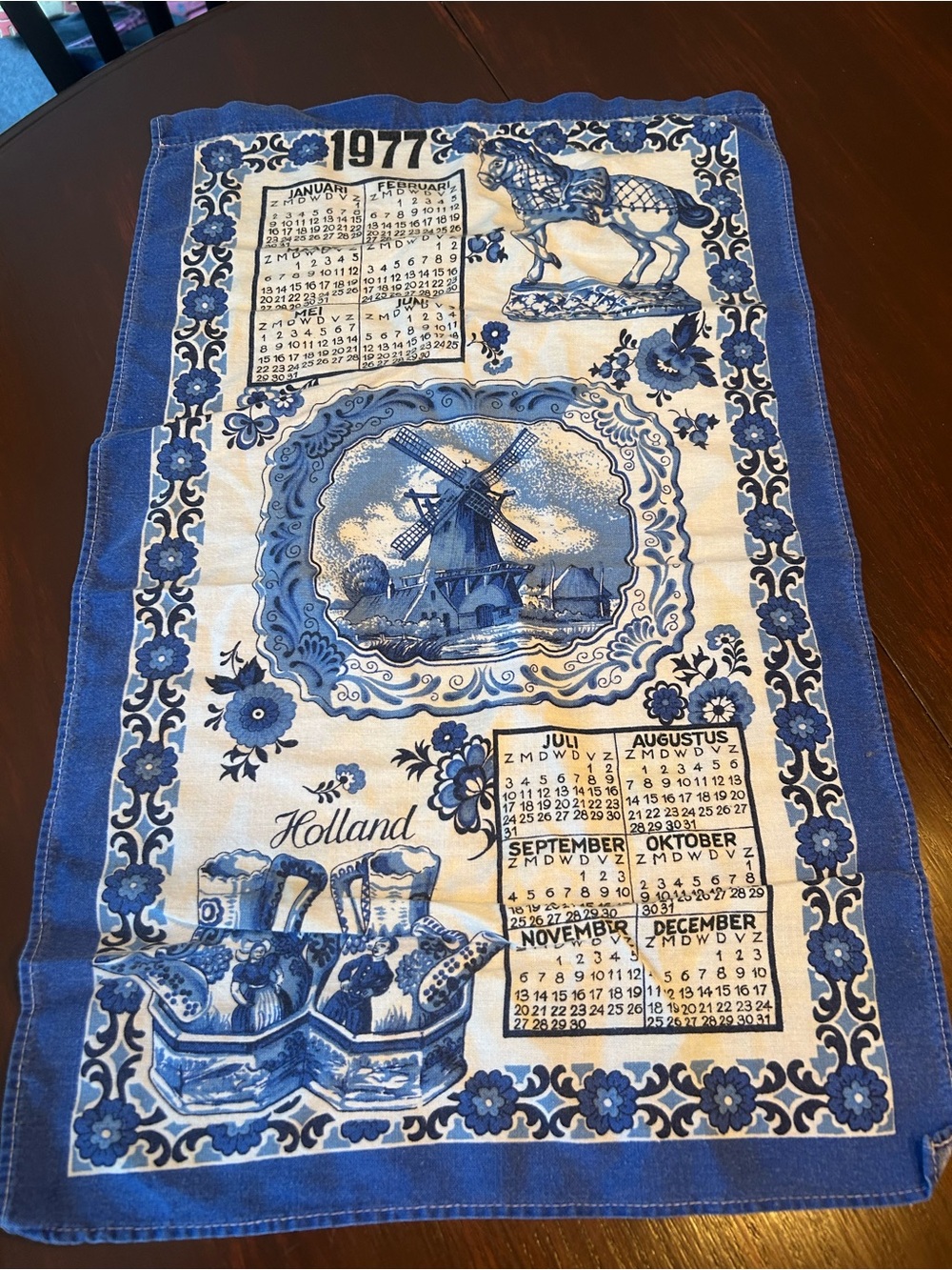Holland Blue Windmill Decorative Tea Towel - 1977 22 in by 14 in.